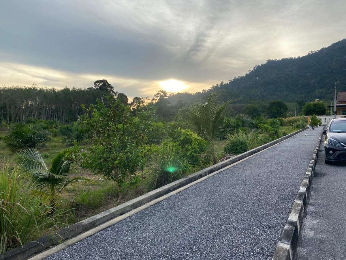Cik Misi Homestay Sik Buitenkant foto